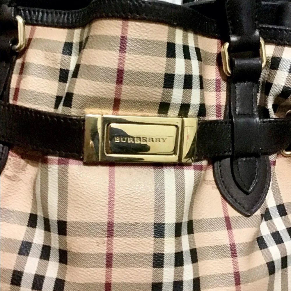 Burberry Bags - Picture 3 of 16